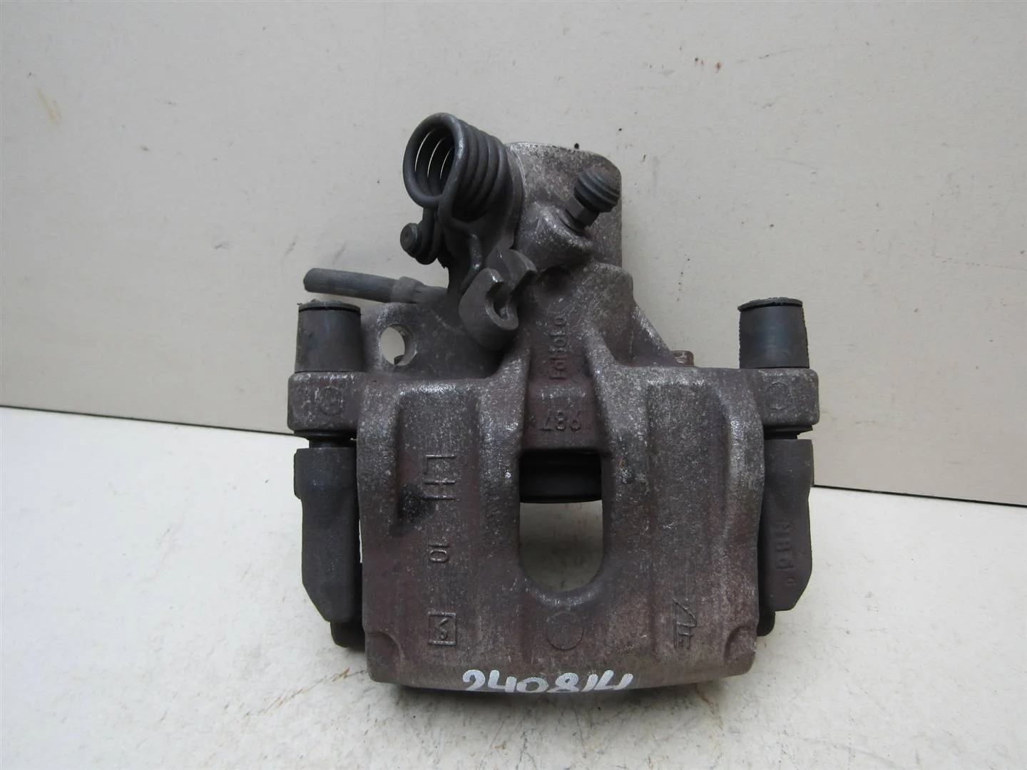 Суппорт задний левый Ford Focus II 2005-2008  [1365653]  в Вологде