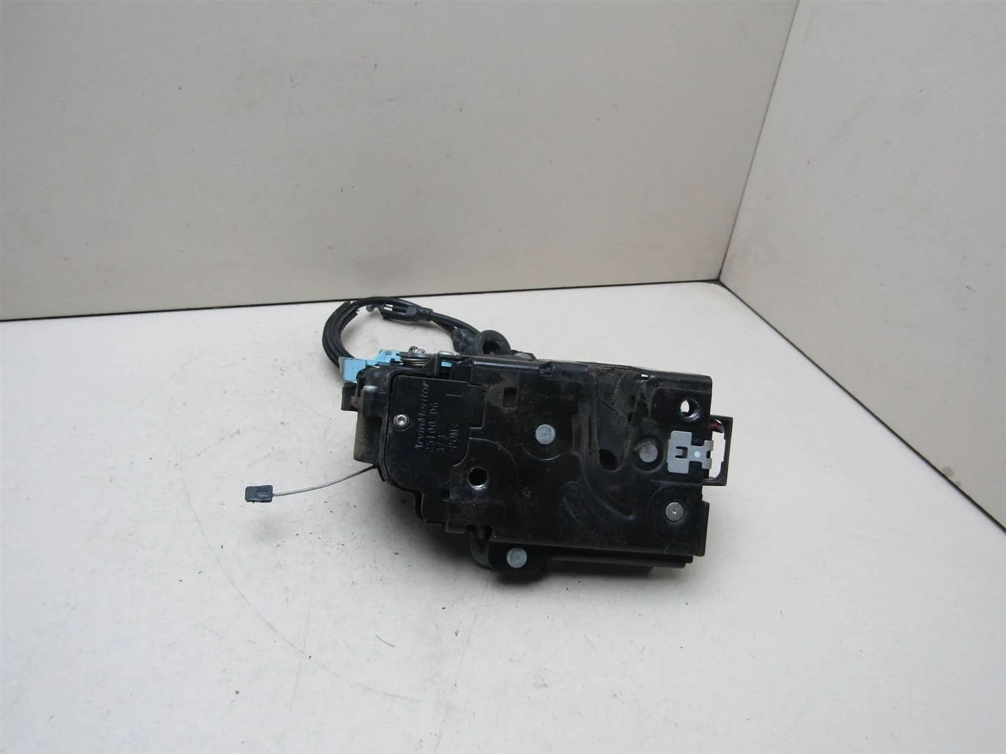 Замок двери передней левой Skoda Octavia (A5 1Z-) 2004-2013  [3D1837015AB]  в Вологде