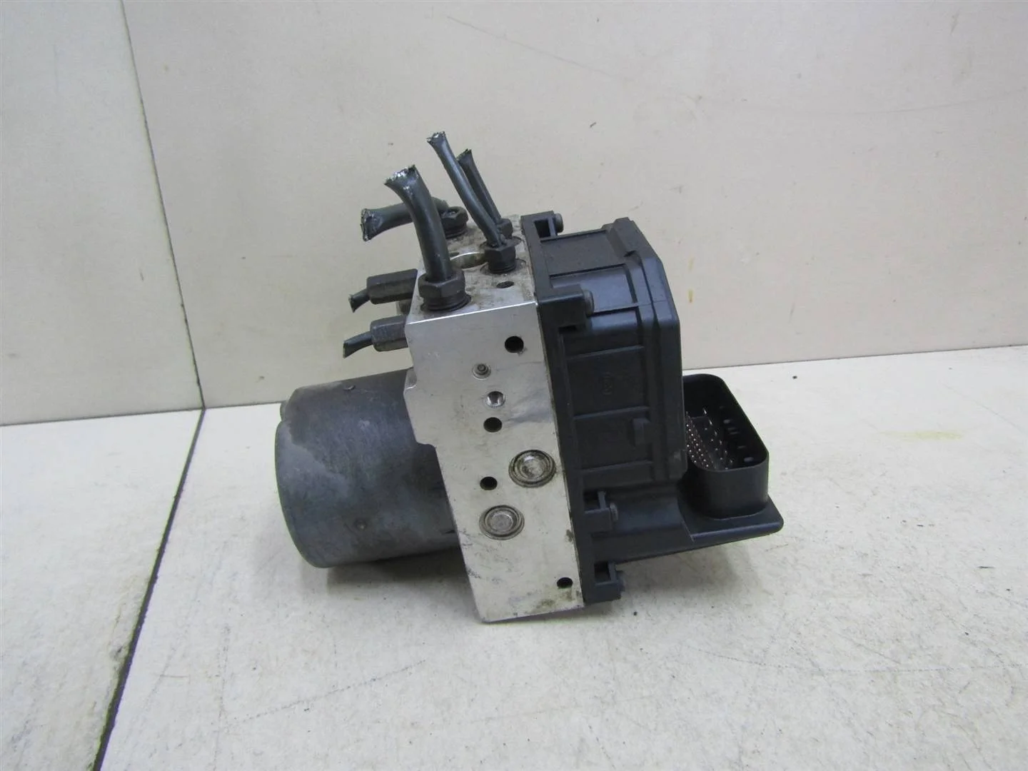 Блок ABS (насос) Toyota Avensis II 2003-2008  [8954105130]  1.8 16V 1ZZFE в Вологде