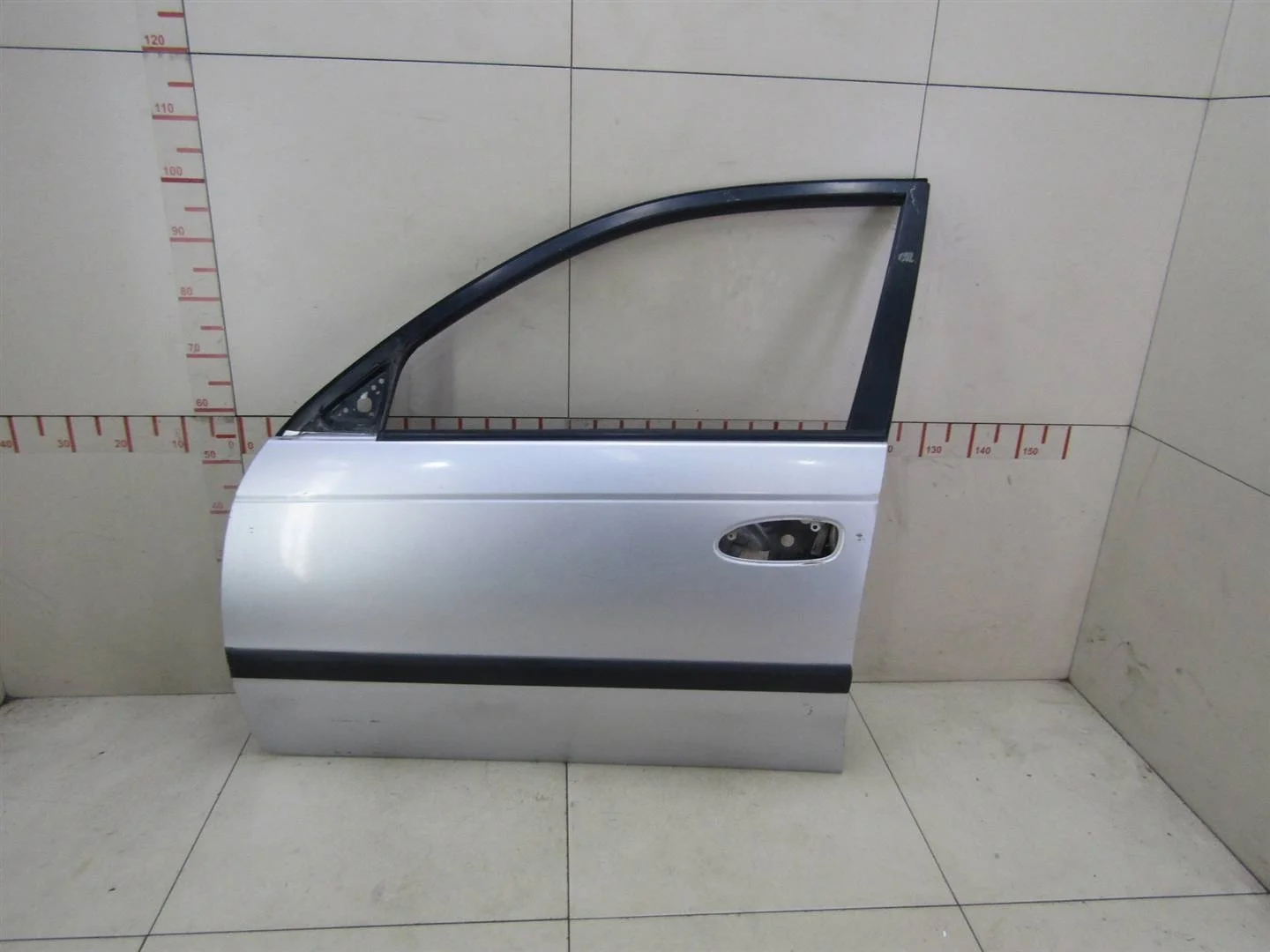 Дверь передняя левая Toyota Avensis I 1997-2003  [6700205030]  в Вологде