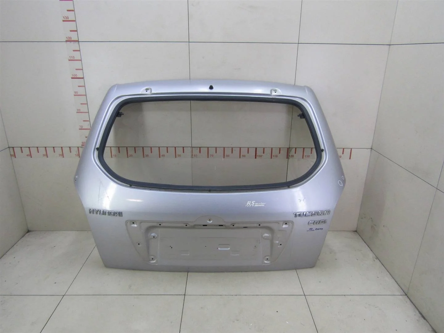 Дверь багажника Hyundai Tucson 2004-2010  [737002E050]  в Вологде