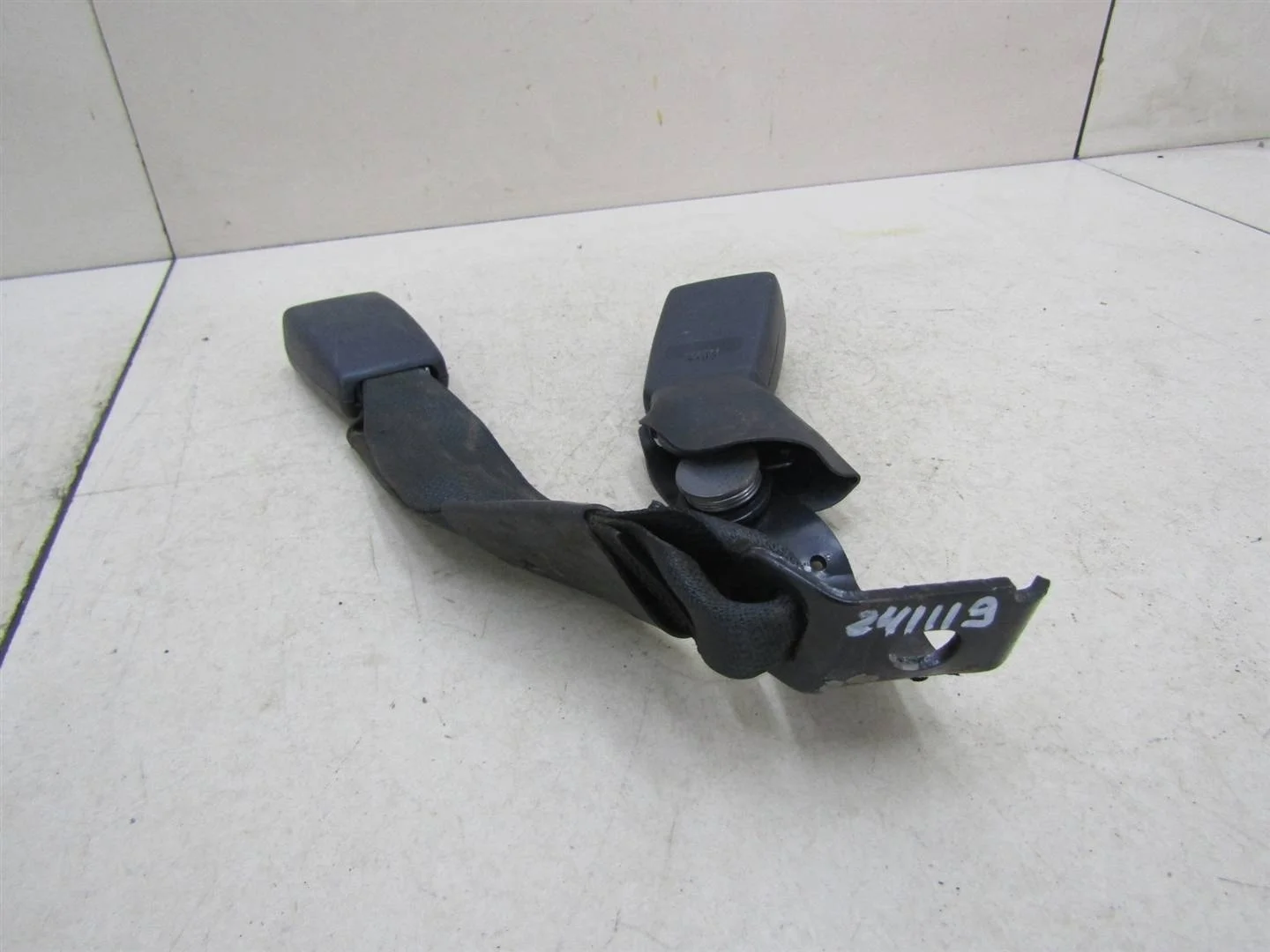 Ответная часть ремня безопасности Toyota Avensis II 2003-2008  [7348005042C0]  1.8 16V 1ZZFE в Вологде