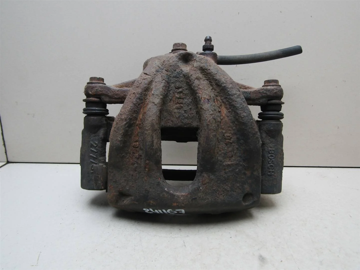 Суппорт передний левый Toyota Avensis II 2003-2008  [4775005050]  1.8 16V 1ZZFE в Вологде