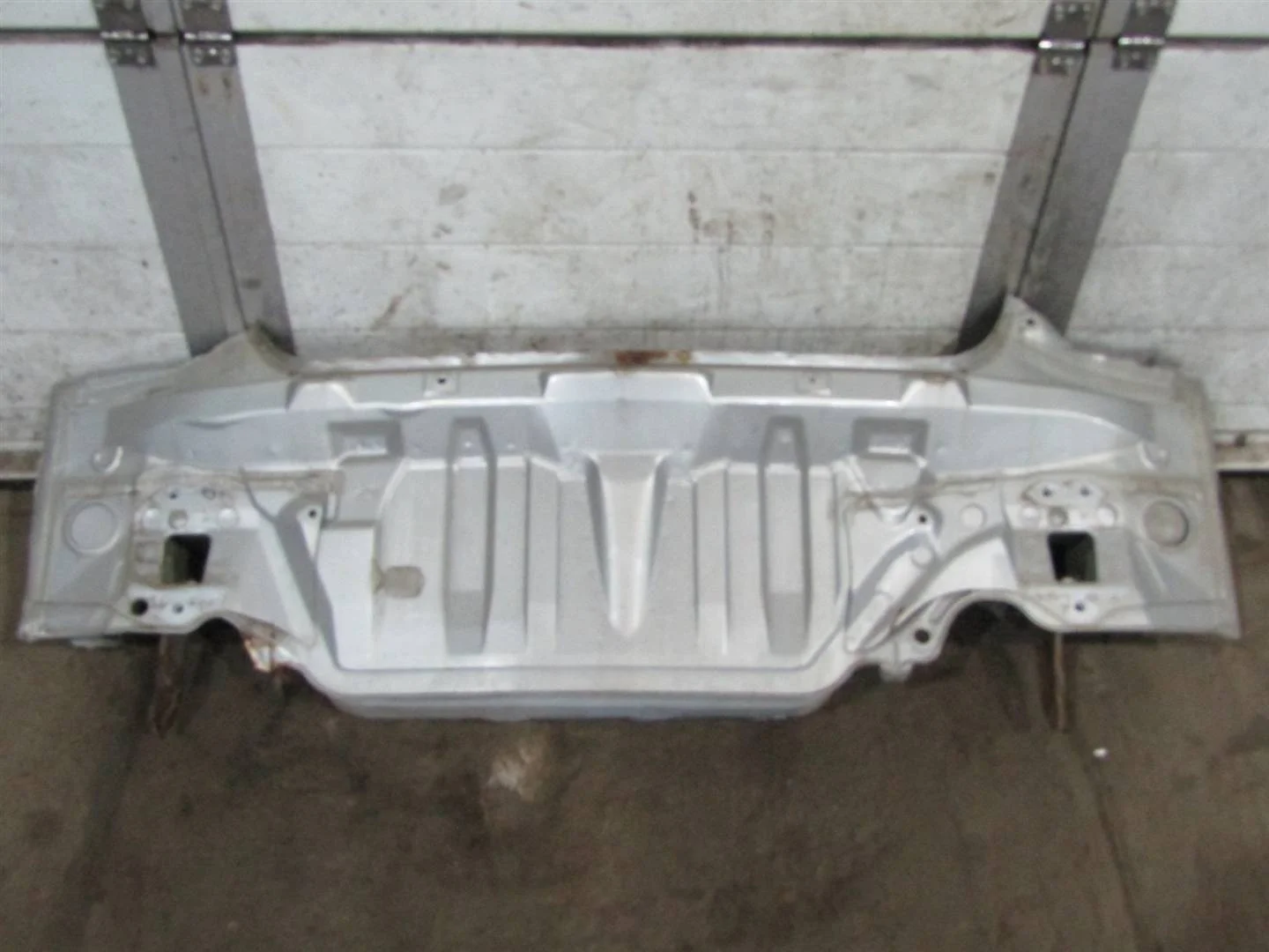 Панель задняя Toyota Avensis II 2003-2008  [5830705070]  1.8 16V 1ZZFE в Вологде