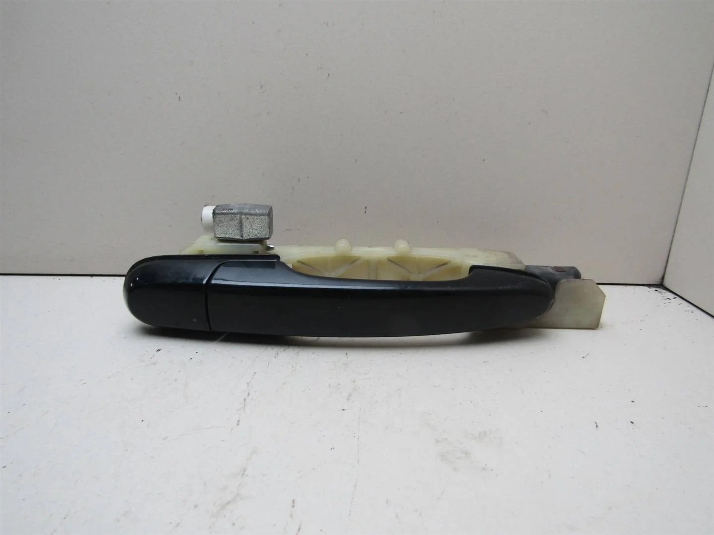 Ручка двери задней наружная правая Hyundai Tucson 2004-2010  [836602E000]  в Вологде