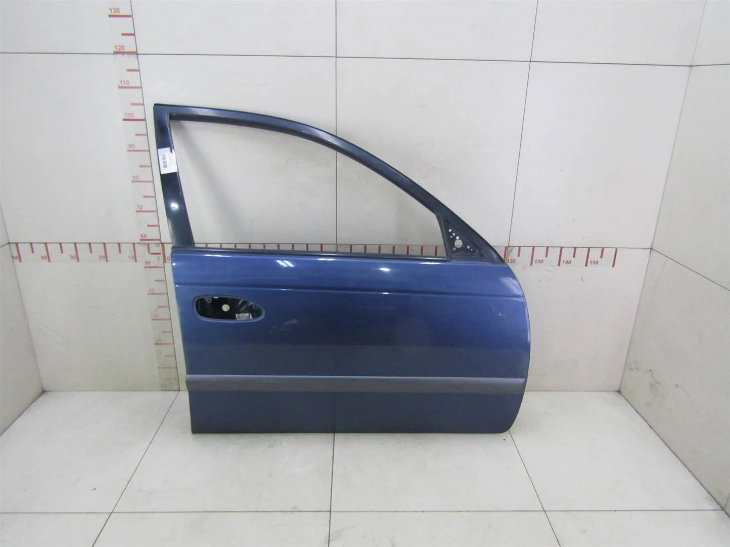 Дверь передняя правая Toyota Avensis I 1997-2003  [6700105030]  в Вологде