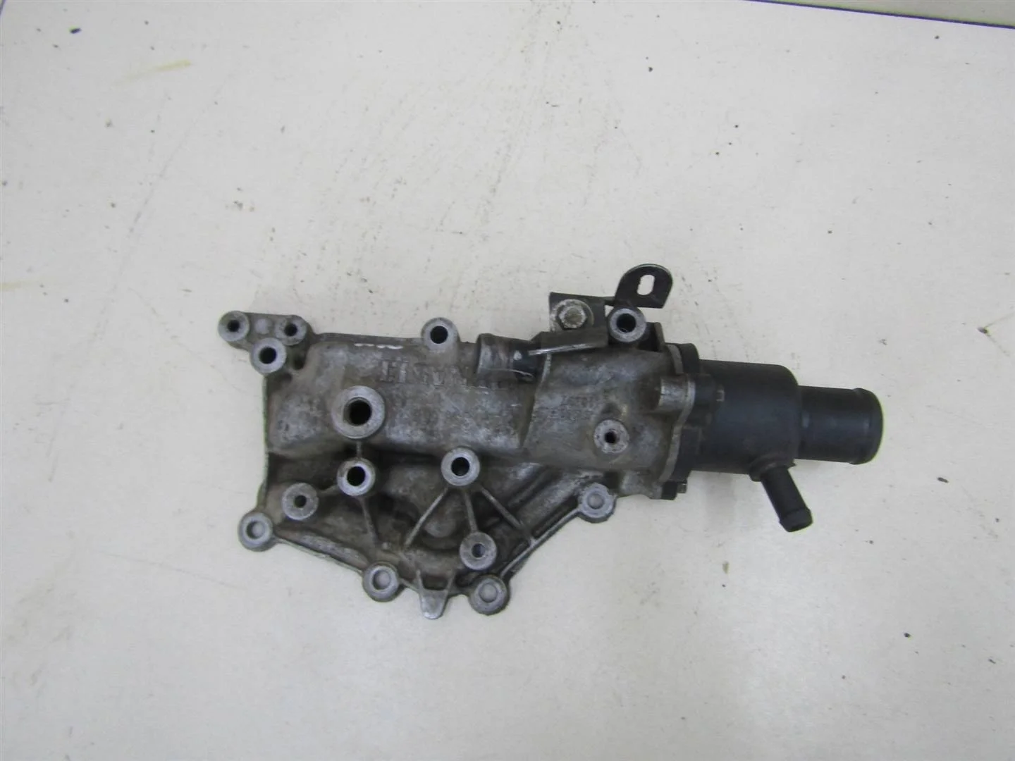 Корпус термостата Renault Duster 2012-2021  [8200338668]  1.6 2.0 в Вологде