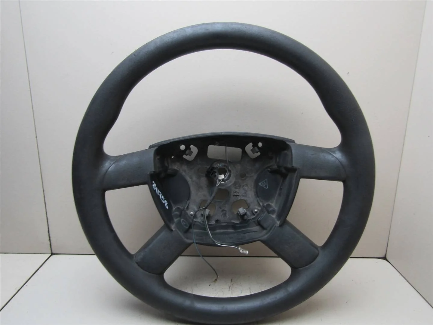 Рулевое колесо для AIR BAG (без AIR BAG) Ford Transit 2006-2013  [1372293]  2.4 16v PHFA  в Вологде