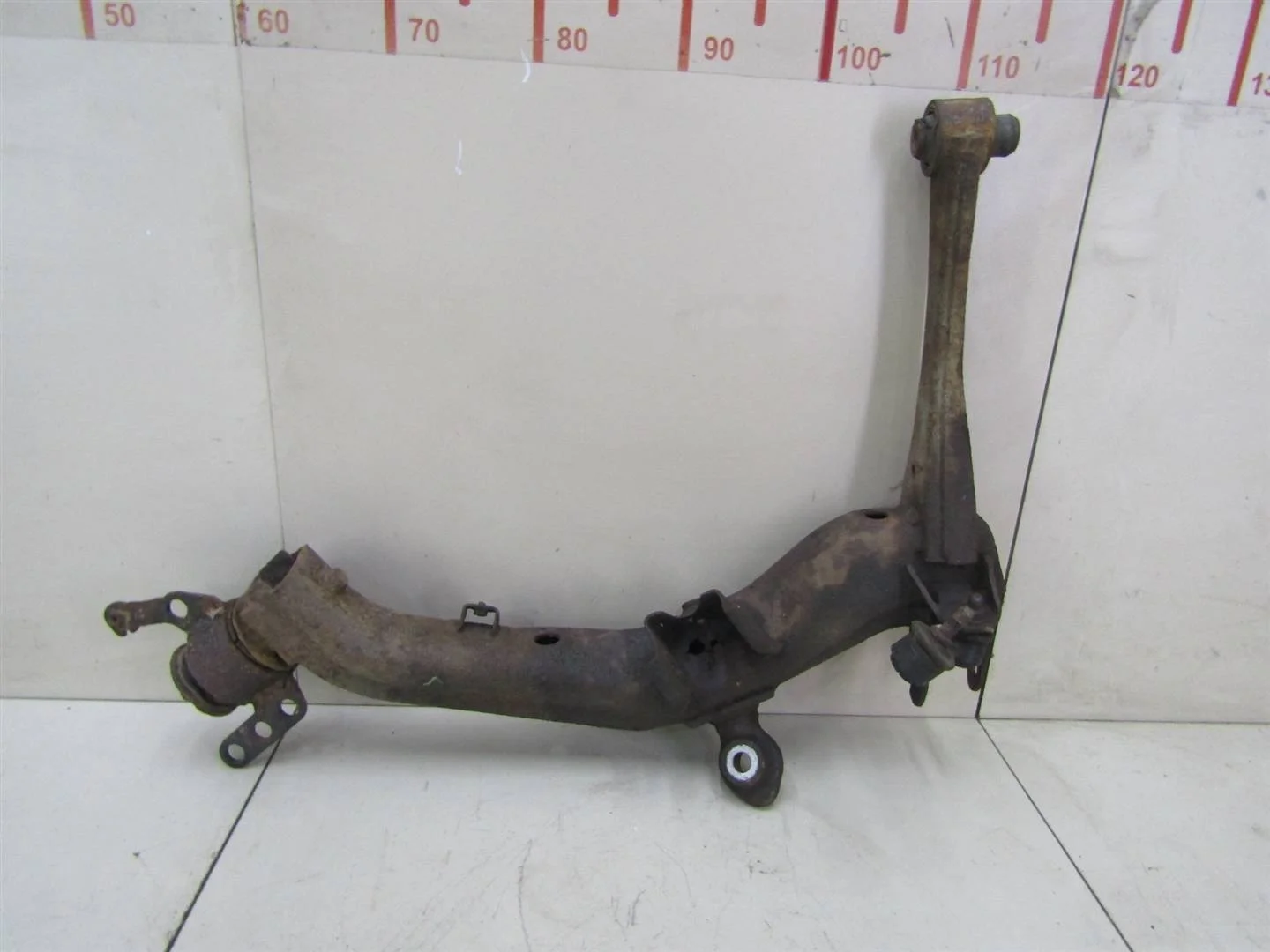 Рычаг задний нижний левый Toyota Avensis II 2003-2008  [4872005011]  1.8 16V 1ZZFE в Вологде