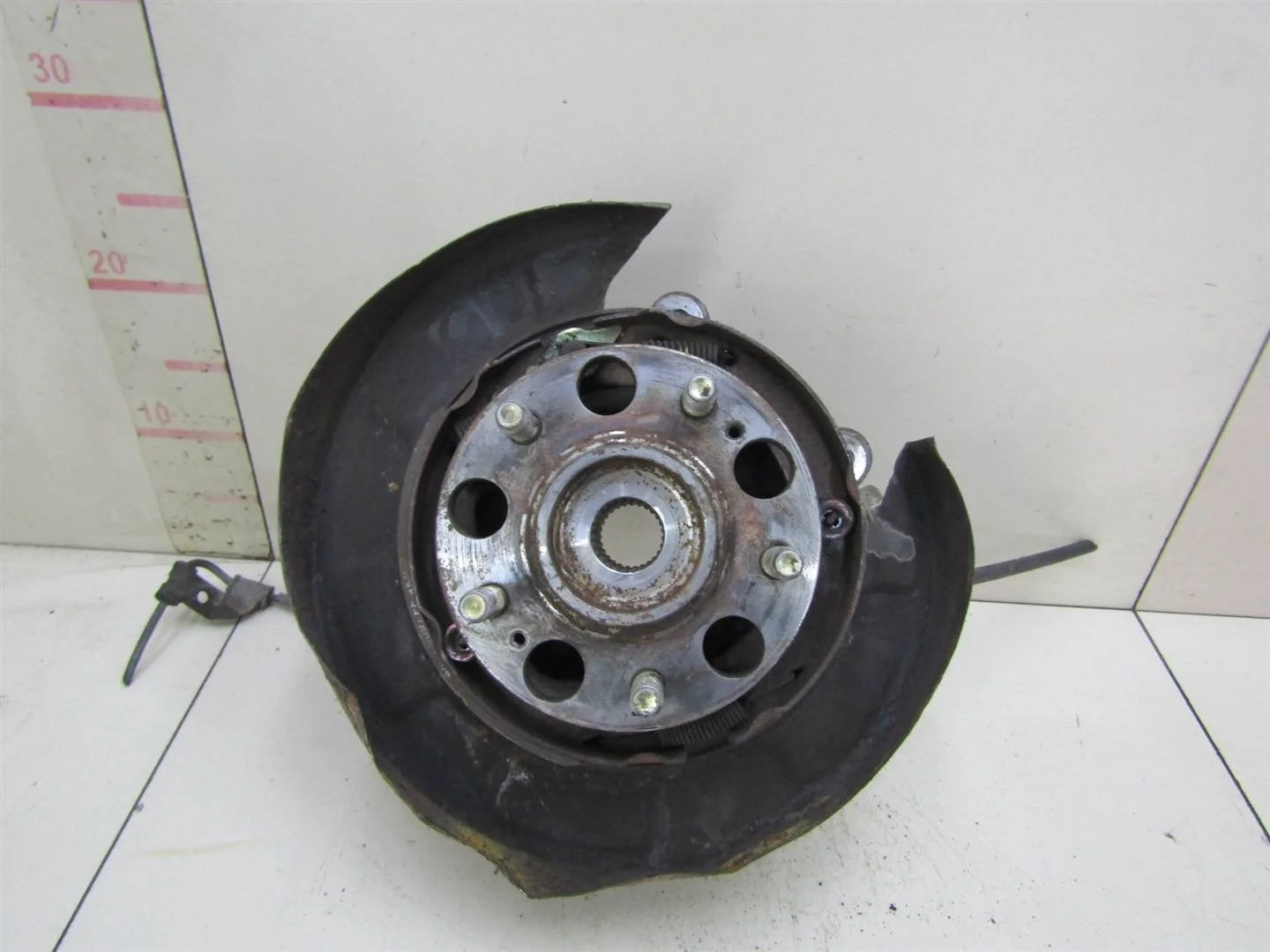 Кулак поворотный задний правый Hyundai Tucson 2004-2010  [527602E500]  2.0 16V G4GC в Вологде