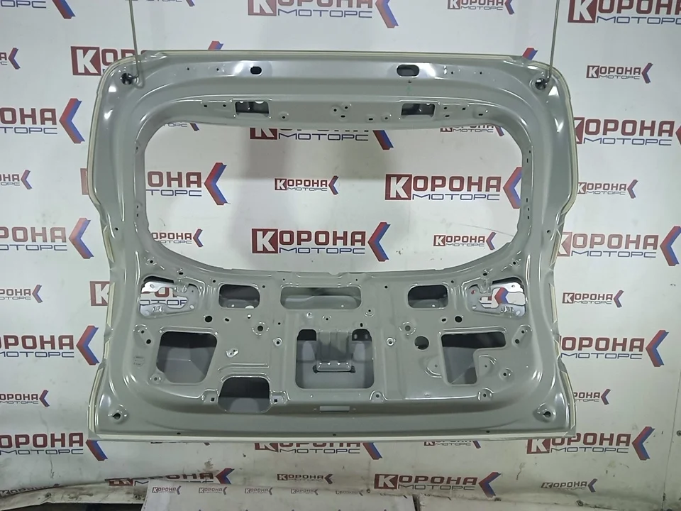 Крышка багажника "