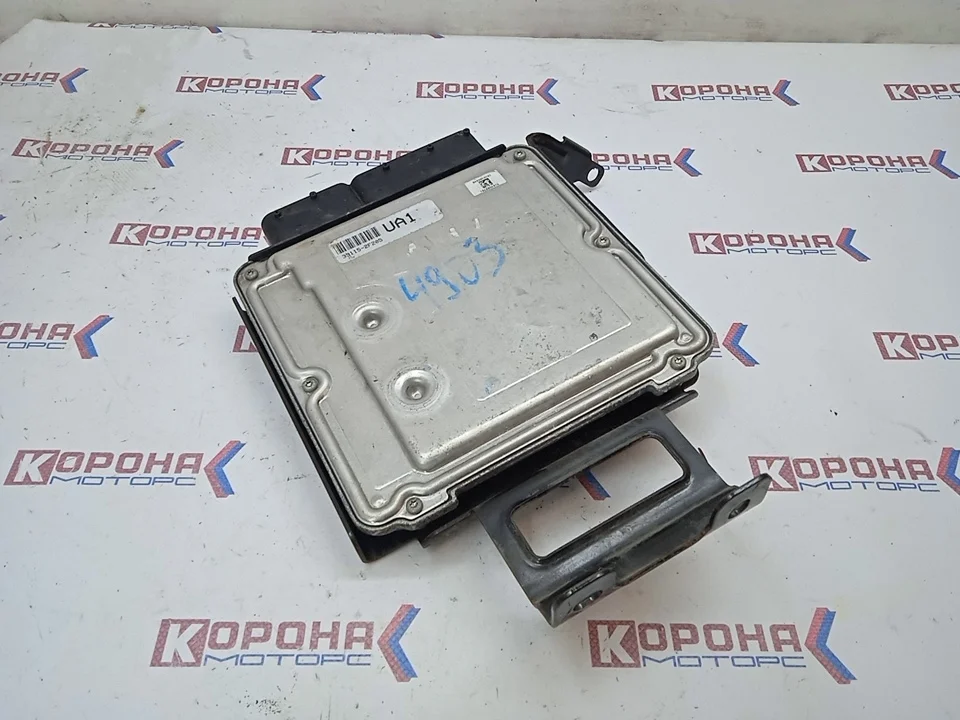 Блок управления двигателем Б/У оригинал