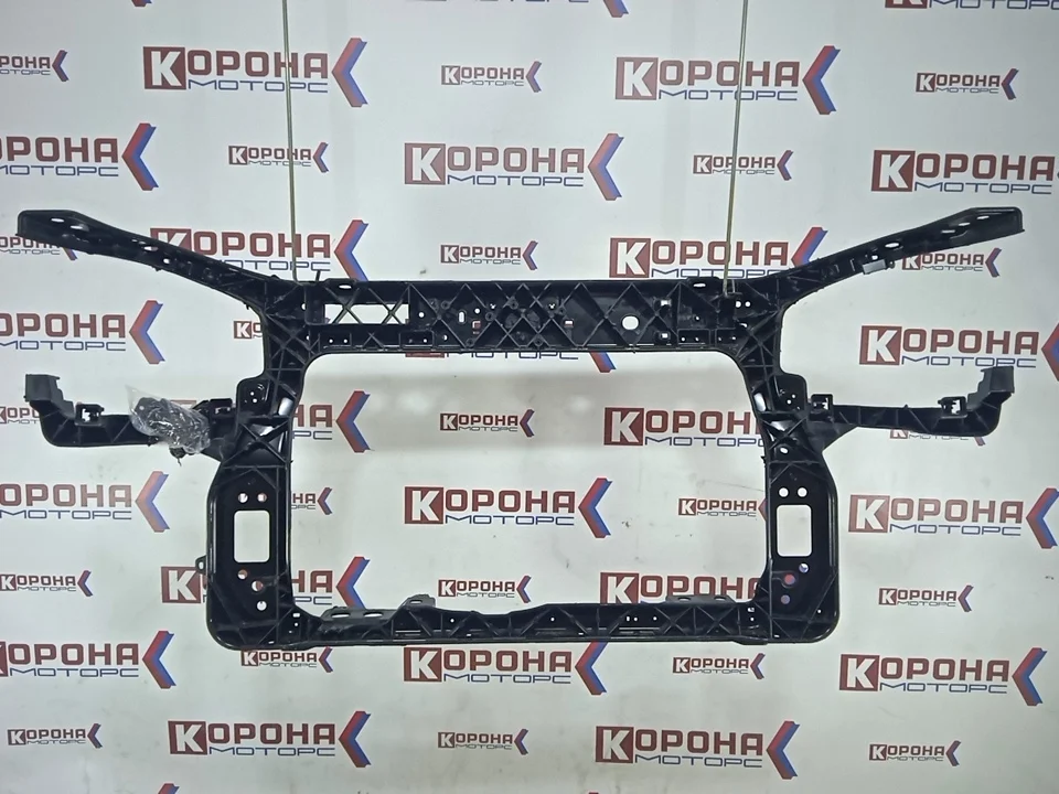 Панель передняя "