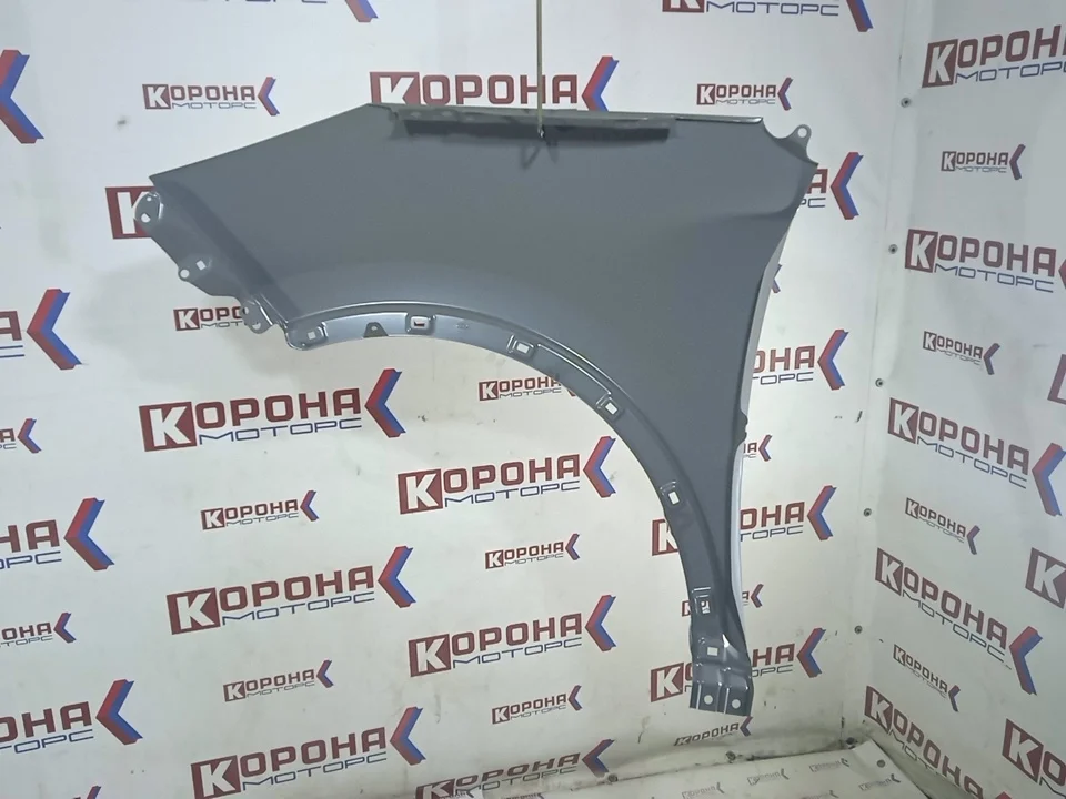 Крыло переднее правое "