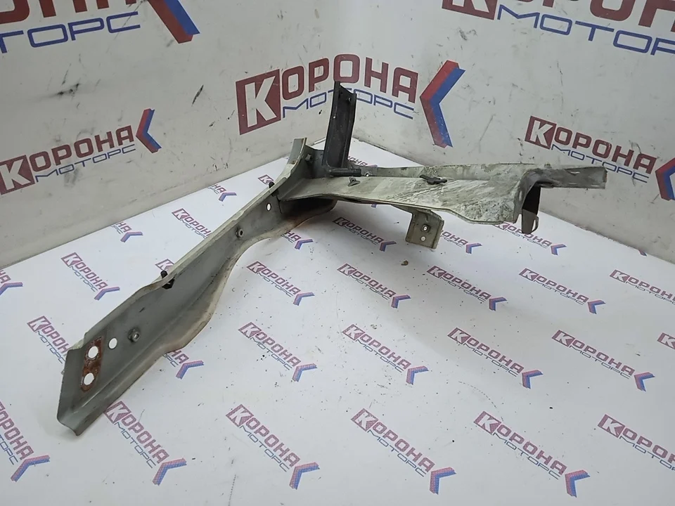 Панель фары передней левой 5710134101 Б/У оригинал, целая, белая