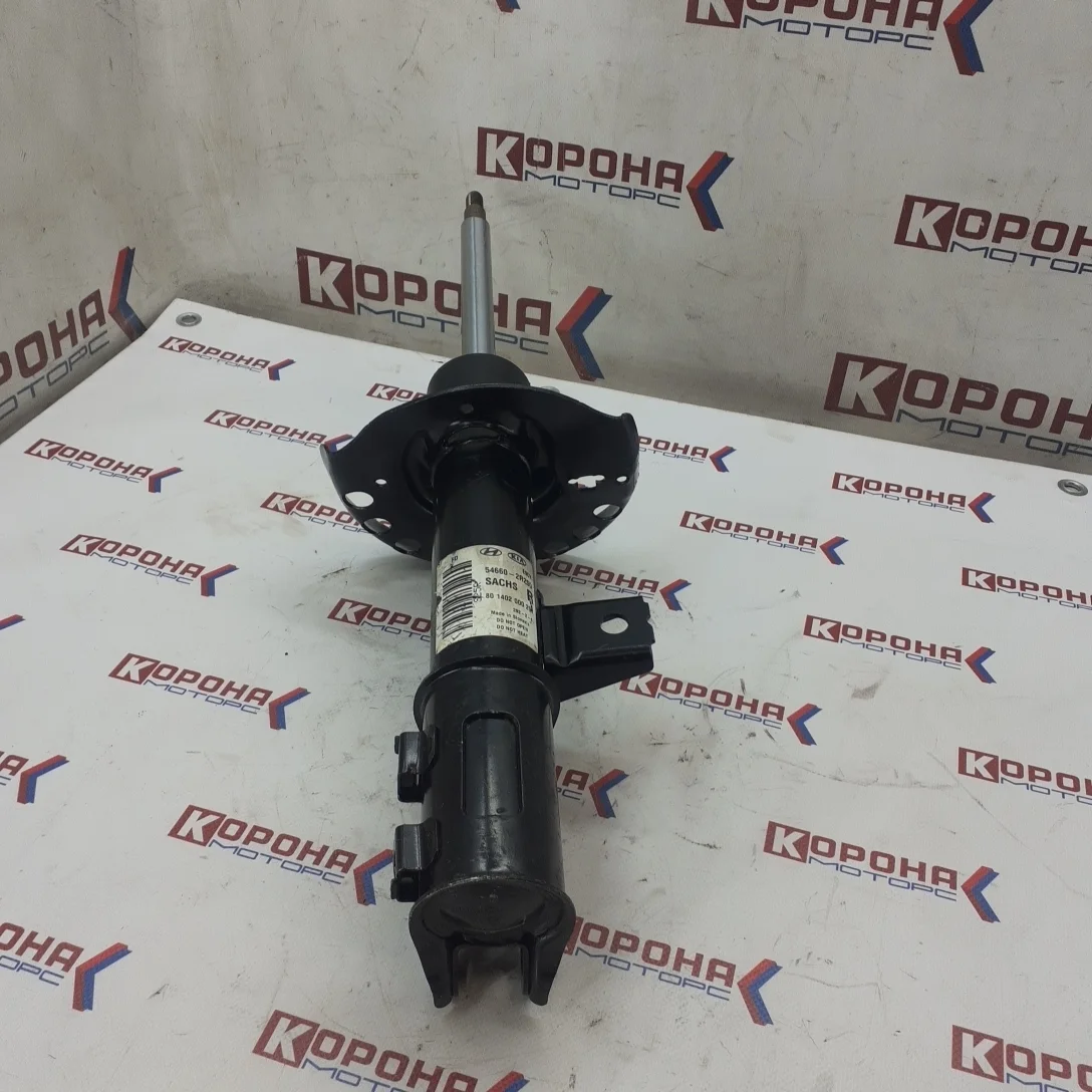 Амортизатор передний правый 546612R250 546612L200 Уценка Новый,вмятинки