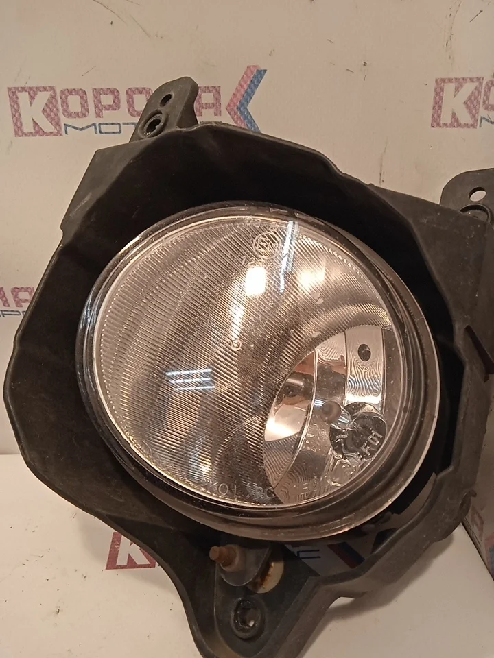 Фара противотуманная левая Б/У оригинал