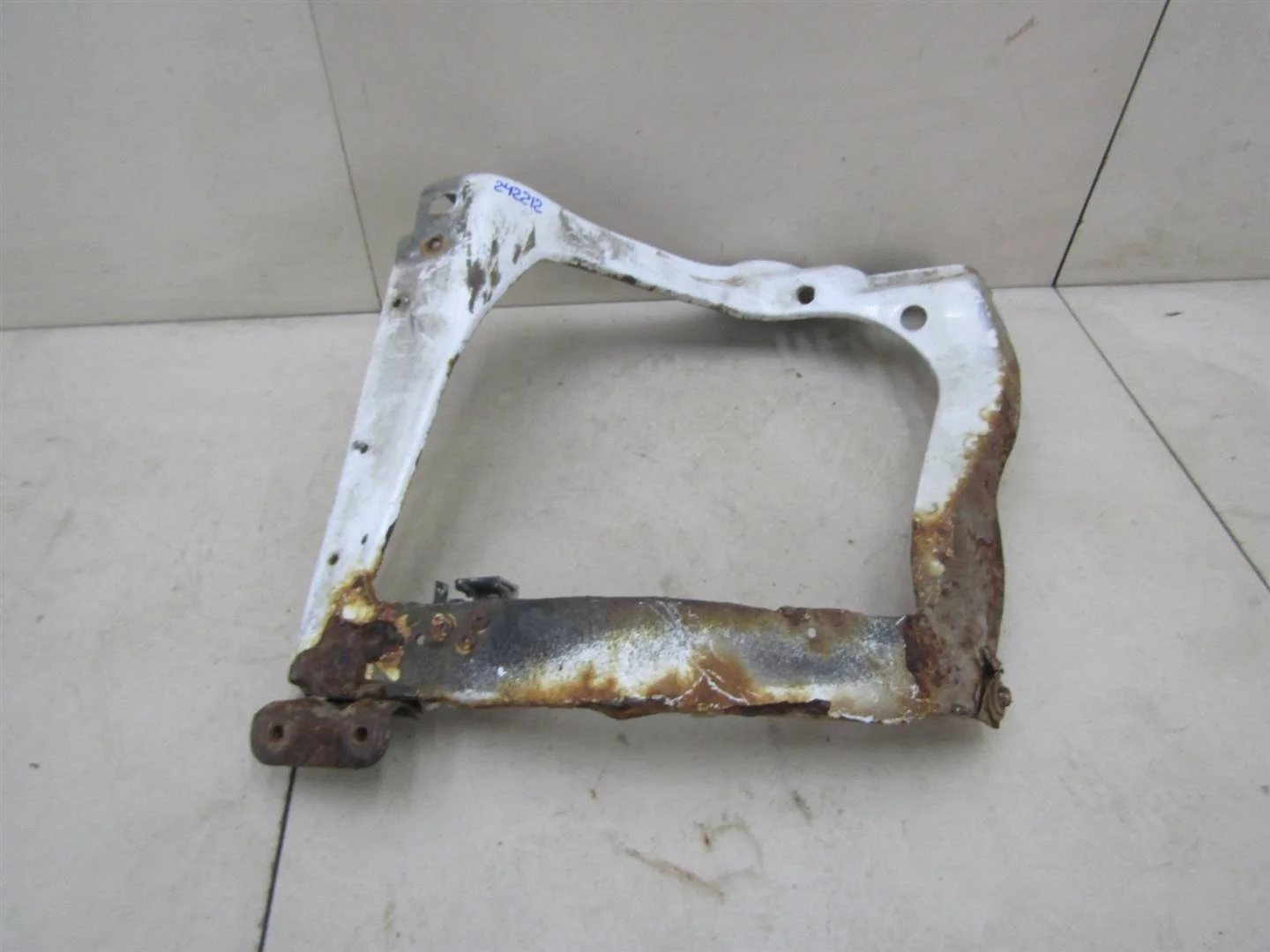 Элемент передней панели Ford Transit 2006-2013  [1816791 ]  2.4 16v PHFA  в Вологде