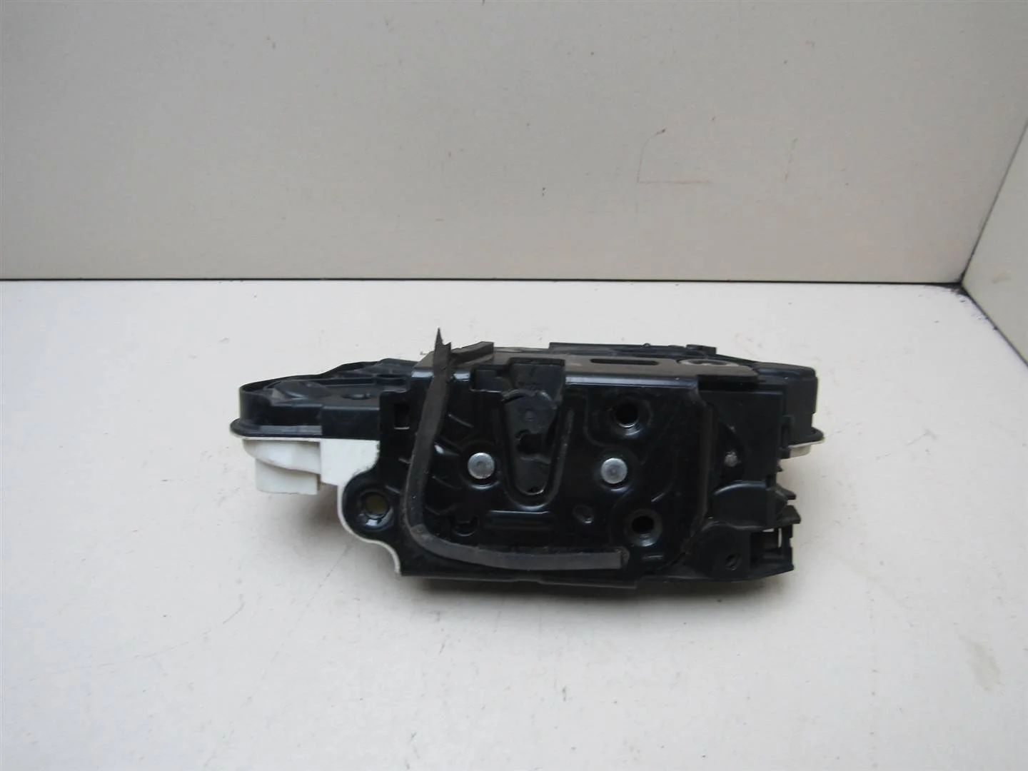 Замок двери передней левой Skoda Superb 2008-2015  [5N1837015C]  1.8 CDAB в Вологде