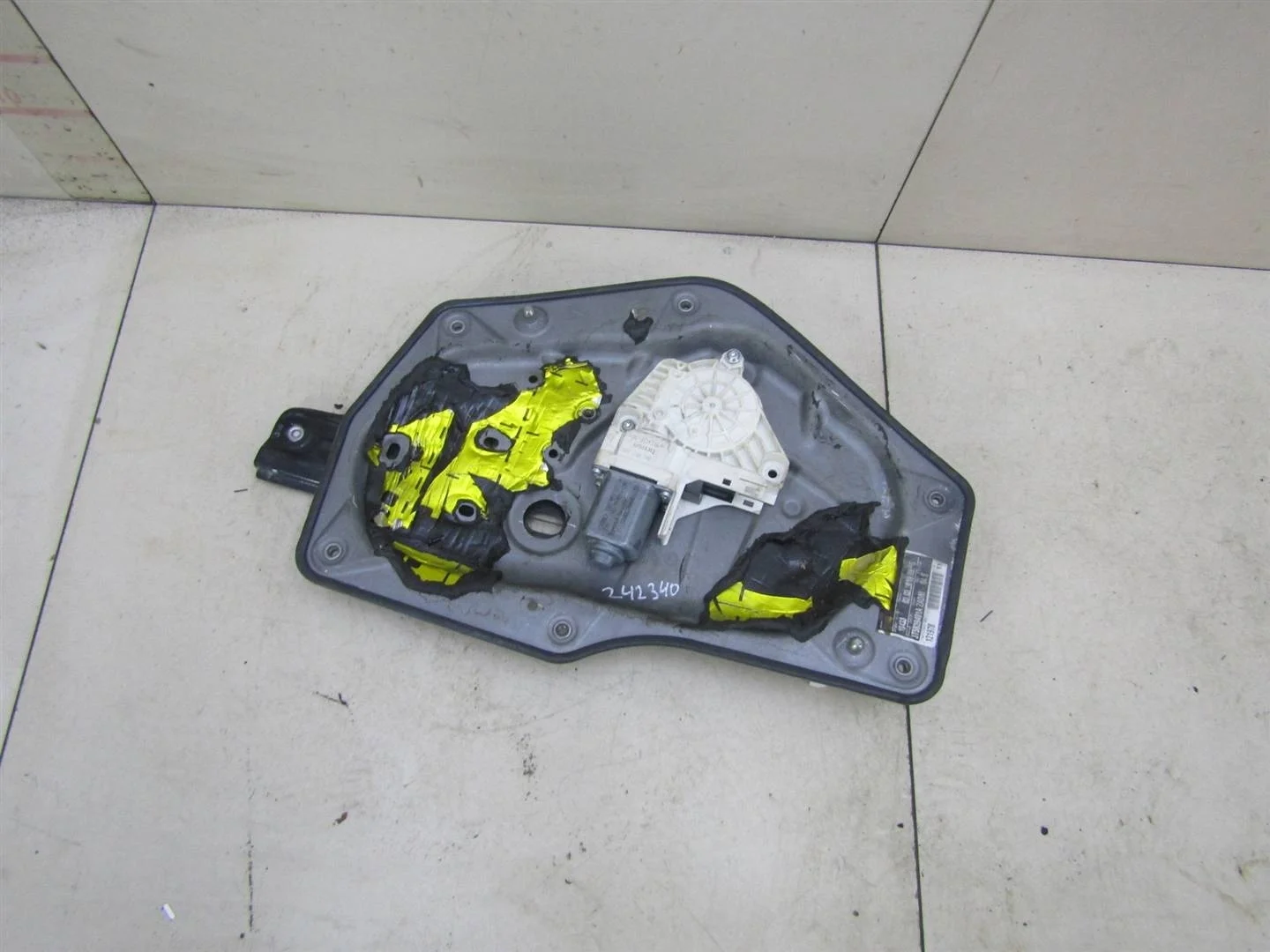 Стеклоподъемник электр. задний левый Skoda Superb 2008-2015  [3T0839461]  1.8 CDAB в Вологде