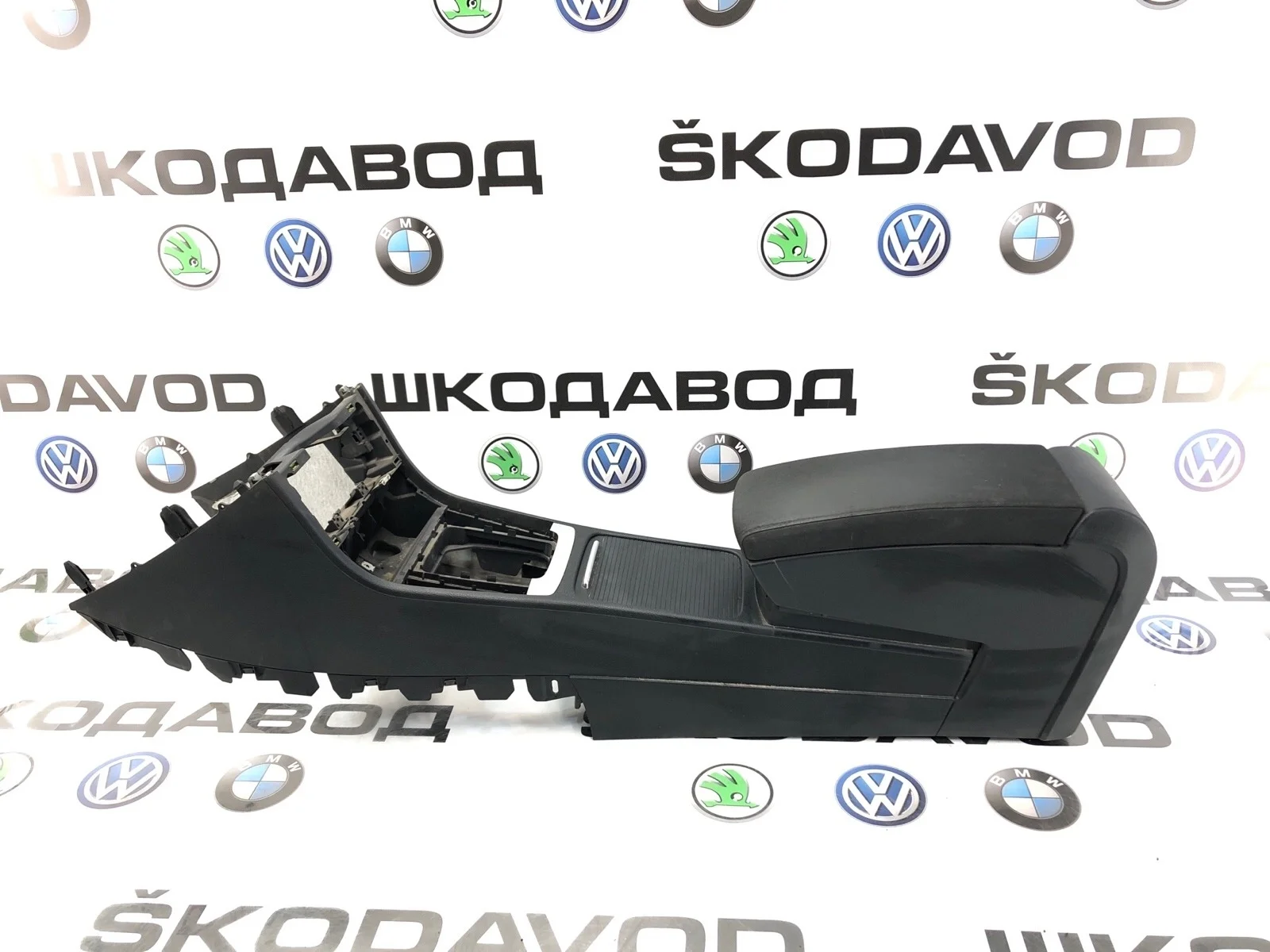 Центральная консоль Volkswagen Passat Cc 2012 3AB8632431QB 1.8 CDAB