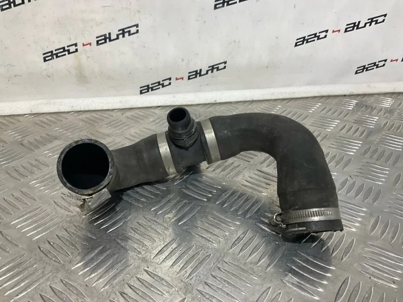 Патрубок системы охлаждения Bmw 3 2013 11537603511 F30 N20B20B