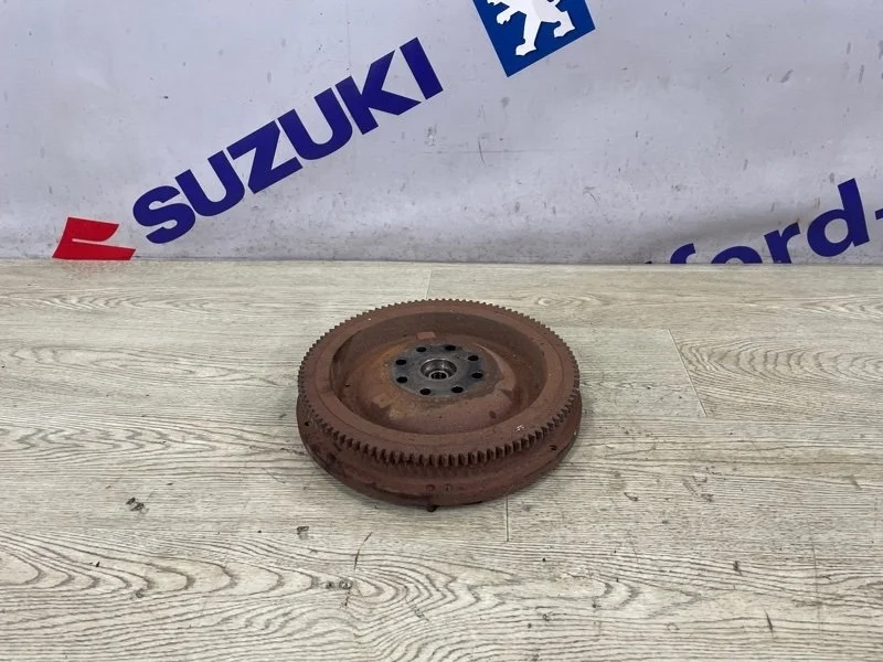 Маховик SUZUKI GRAND VITARA 2002 TL52