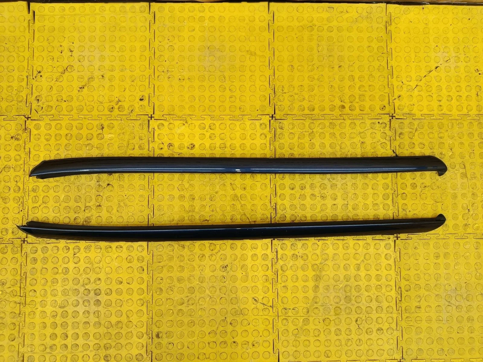 Молдинги лобового стекла VOLVO XC60 2013