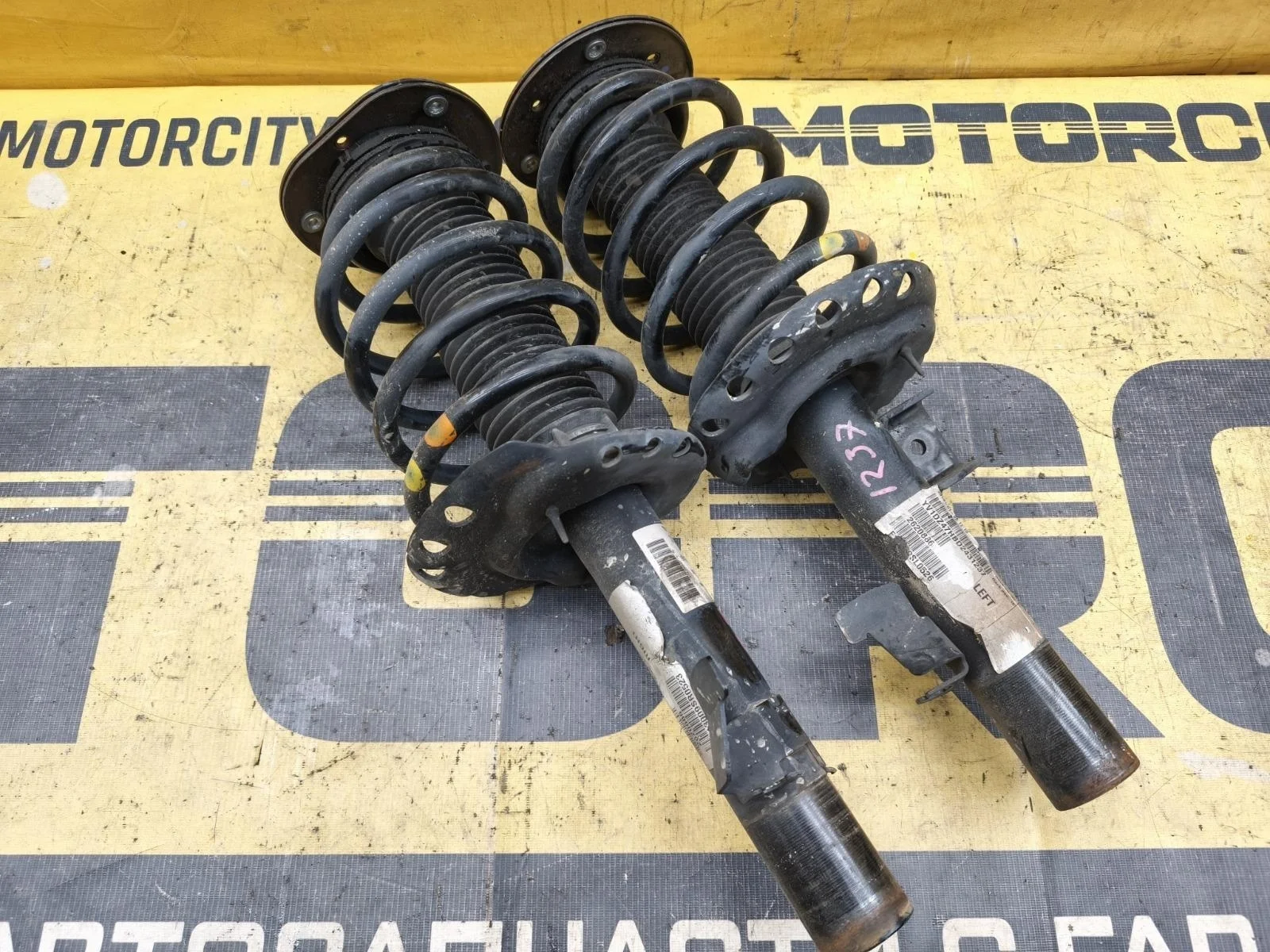 Амортизаторы VOLVO XC60 2013