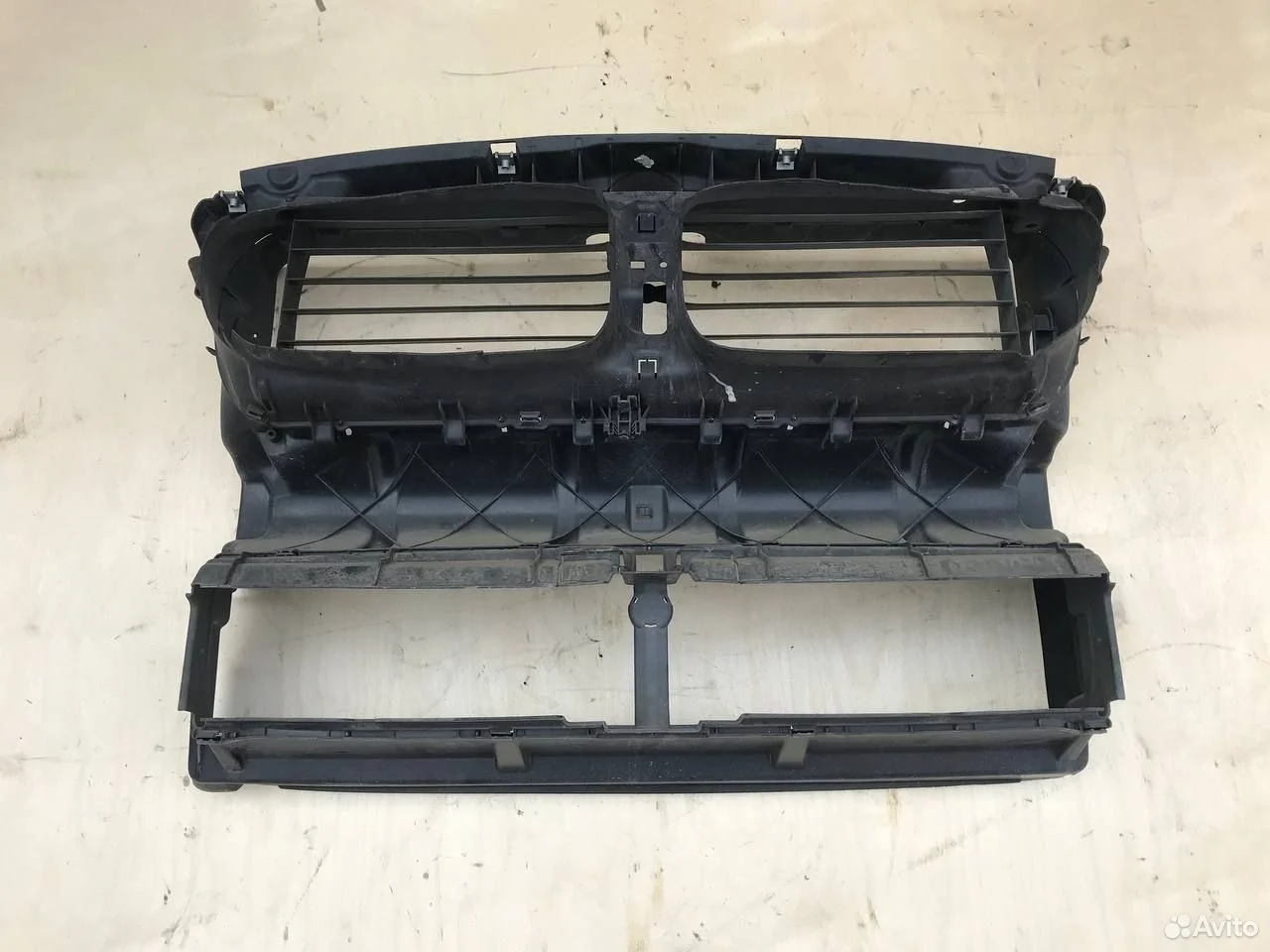 Диффузор телевизор дефлектор bmw 520 528 f10