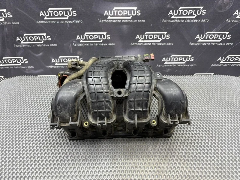 Впускной коллектор Mitsubishi Outlander 3 2013 1540A069 КРОССОВЕР 2.0 4B11