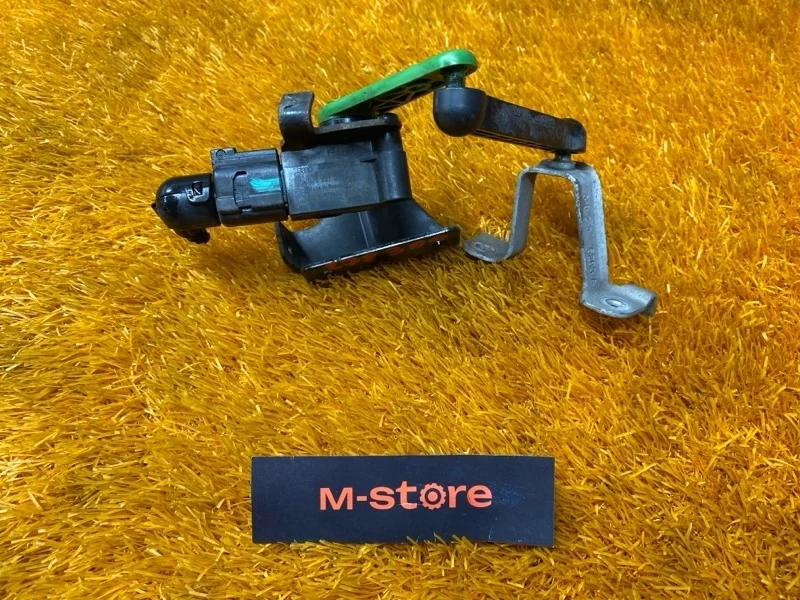 Датчик высоты дорожного просвета Audi A3 2014 5Q0907503 8V CXS, задний