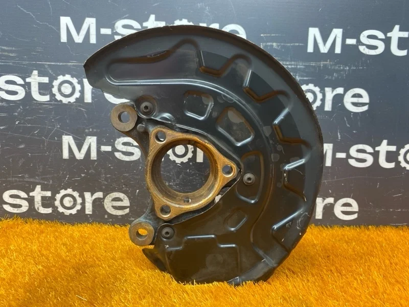 Кулак поворотный Audi A3 2014 5Q0407255Q 8V CXS, передний левый