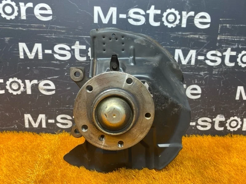 Ступица Bmw 3-Series 2002 31211096430 E46 M54B22(226S1), передняя правая