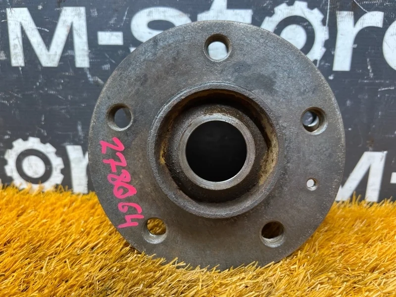 Ступица Audi A5 2010 8K0407615B 8T CDN, задняя левая