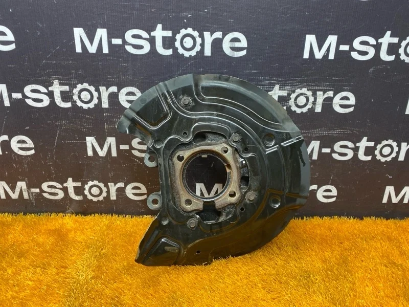 Кулак поворотный Bmw X3 2014 33406797569 F25 N47D20C, задний левый