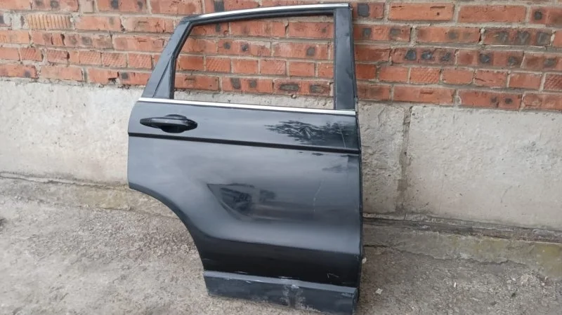 Дверь задняя правая Honda CR-V