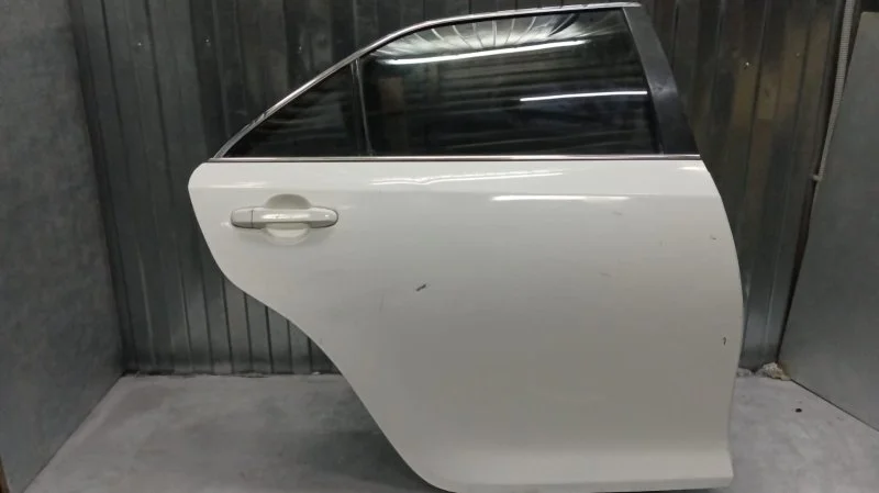 Дверь задняя правая Toyota Camry XV50/XV55 2ARFE