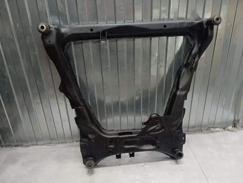 Подрамник передний Nissan X-Trail T31 M9R