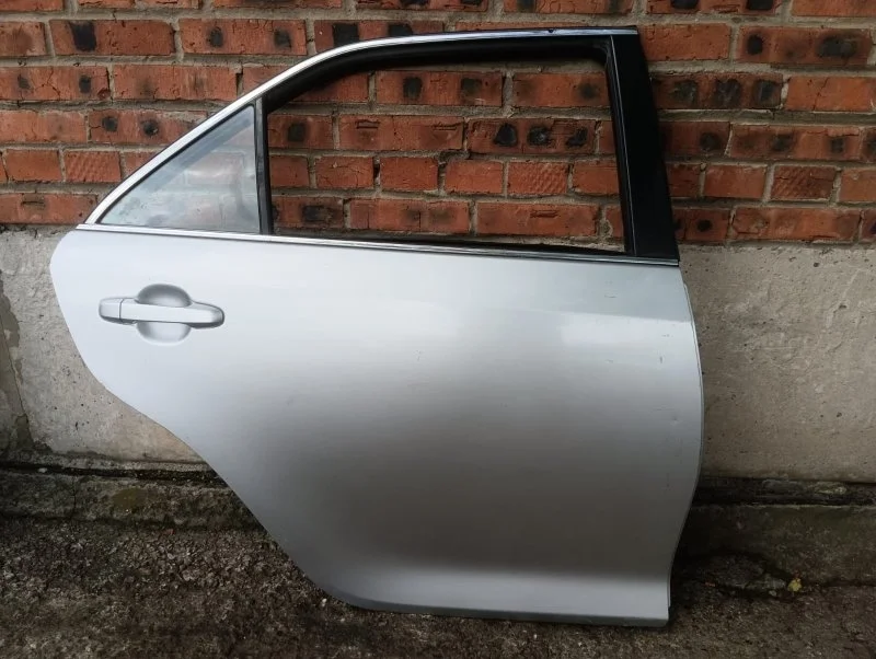 Дверь задняя правая Toyota Camry XV50/XV55 2ARFE