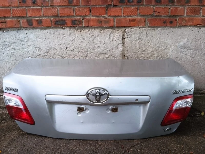 Крышка багажника задняя Toyota Camry XV40 2AZFE