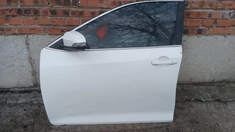 Дверь передняя левая Toyota Camry XV50/XV55 2ARFE