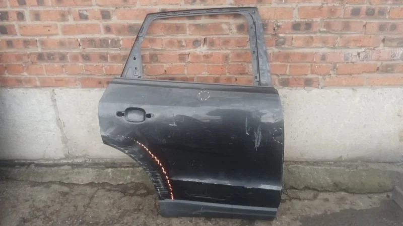 Дверь задняя правая Audi Q5 8R