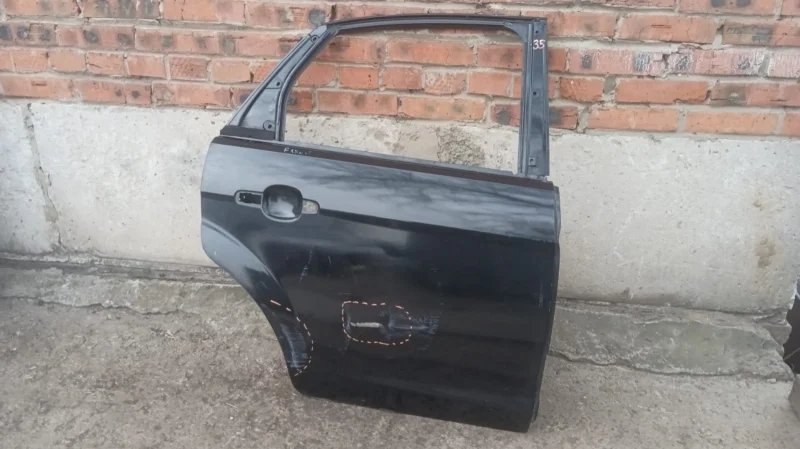 Дверь задняя правая Ford Focus MK2