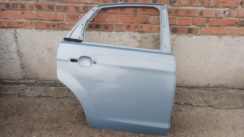 Дверь задняя правая Ford Focus MK2