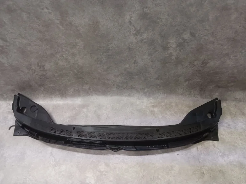 Панель стеклоочистителя Honda Civic 4D FD R18A1