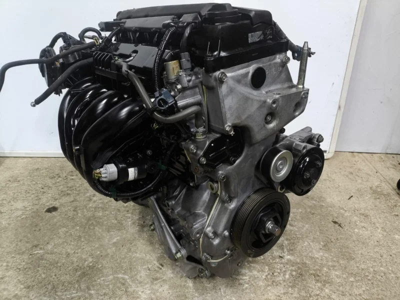 Двигатель Honda Civic 4D FD R18A1
