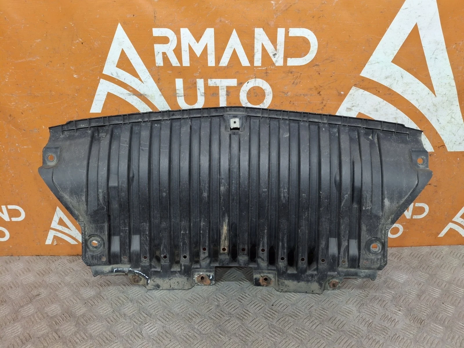 Пыльник двигателя Mercedes -Class 2016-нв W213, S213, C238