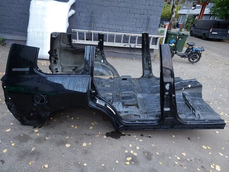 Кузов задняя часть Toyota Land Cruiser 2011 J200