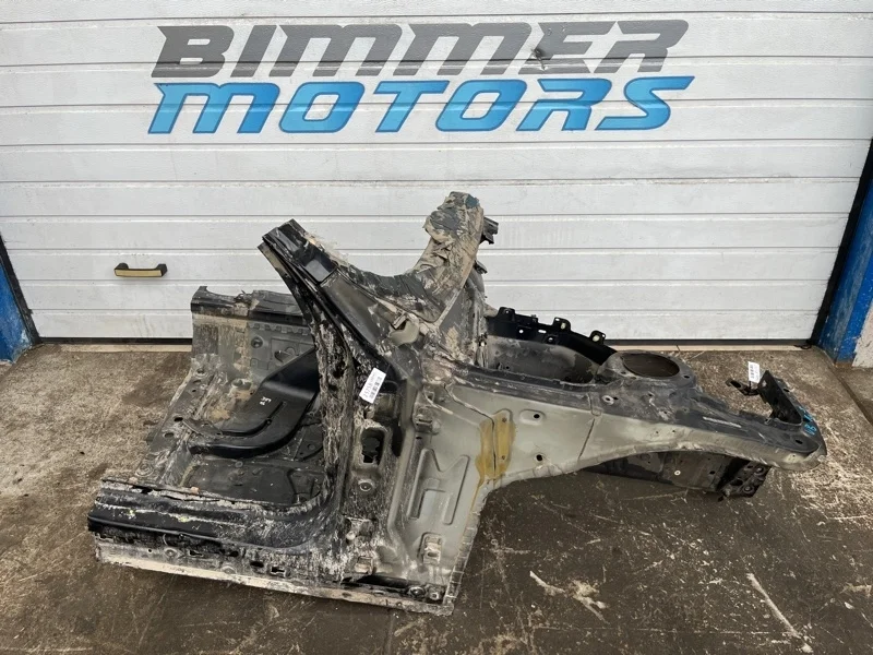 Четверть Bmw 316I 41007377916 F30 N13B16A, передний правый